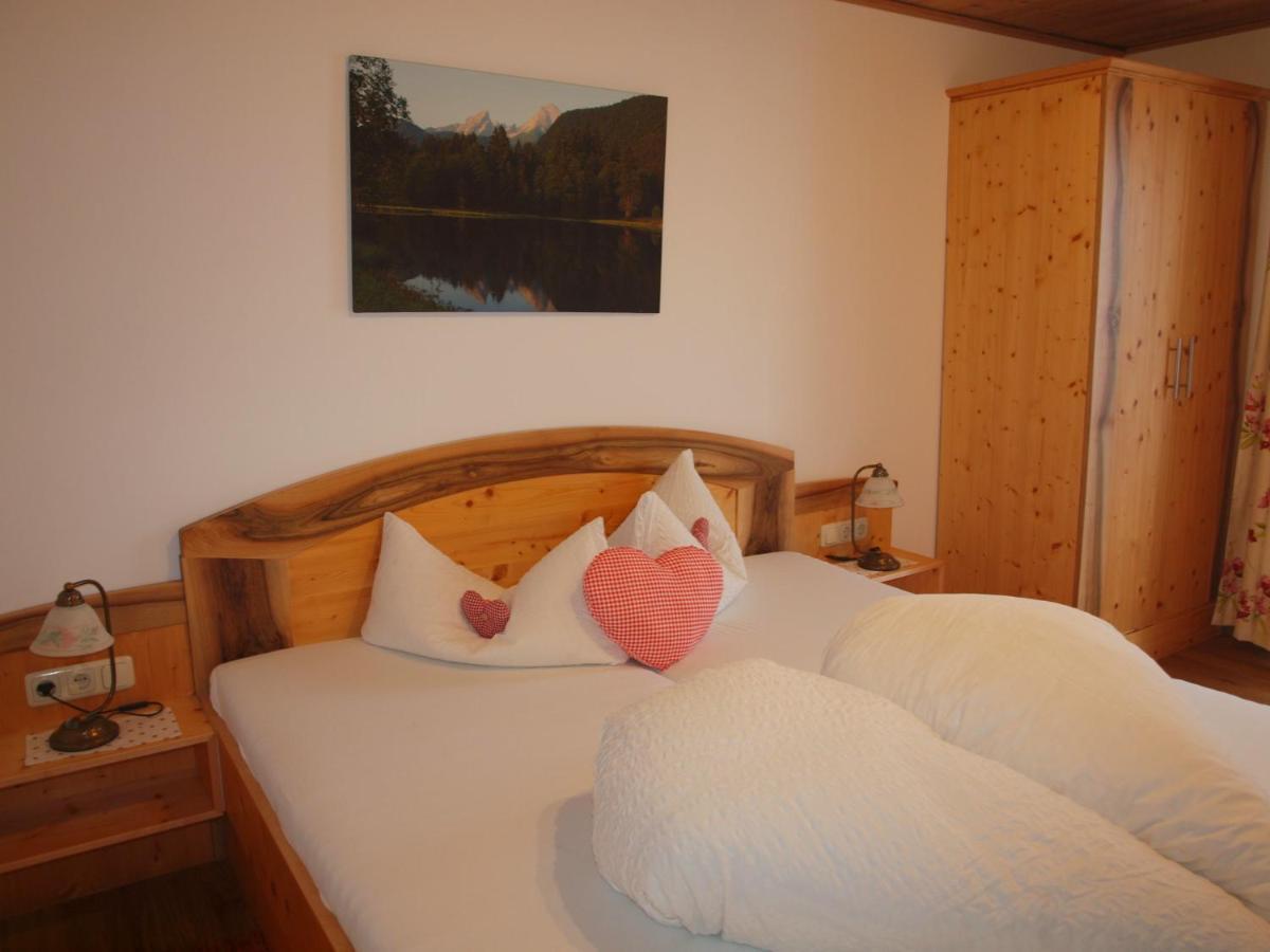 Gaestehaus Watzmannblick บิชอฟสวีเซิน ภายนอก รูปภาพ