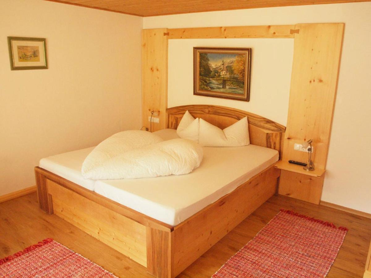 Gaestehaus Watzmannblick บิชอฟสวีเซิน ภายนอก รูปภาพ